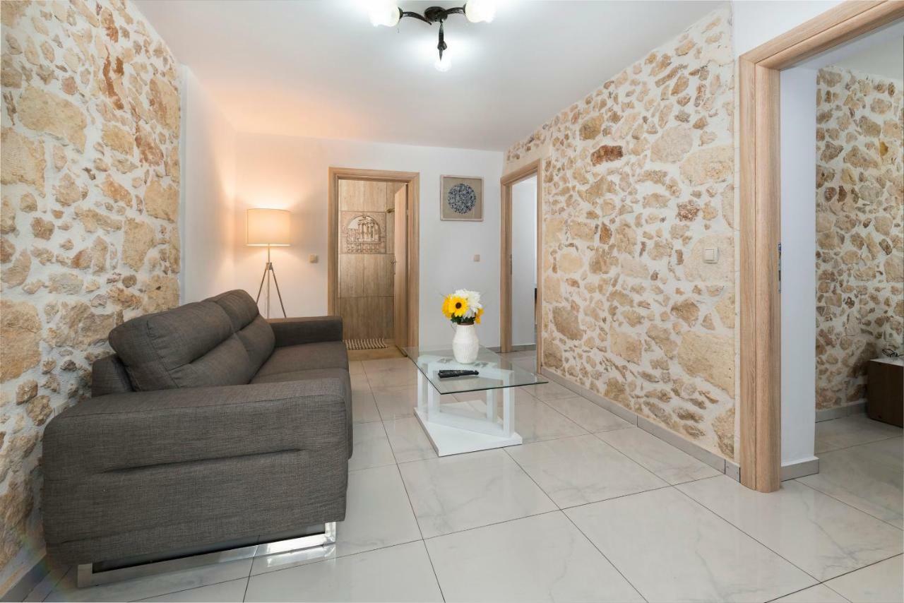 Wave Apartment Chrissi Akti Chania Exterior foto